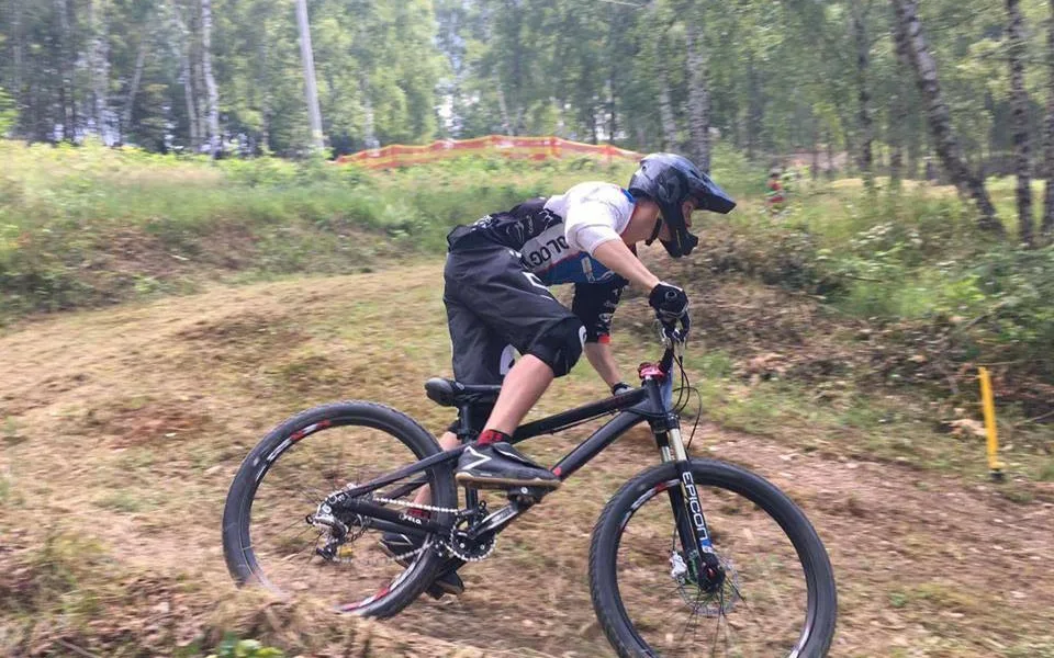 Foto DH-FR Racing Tanvald