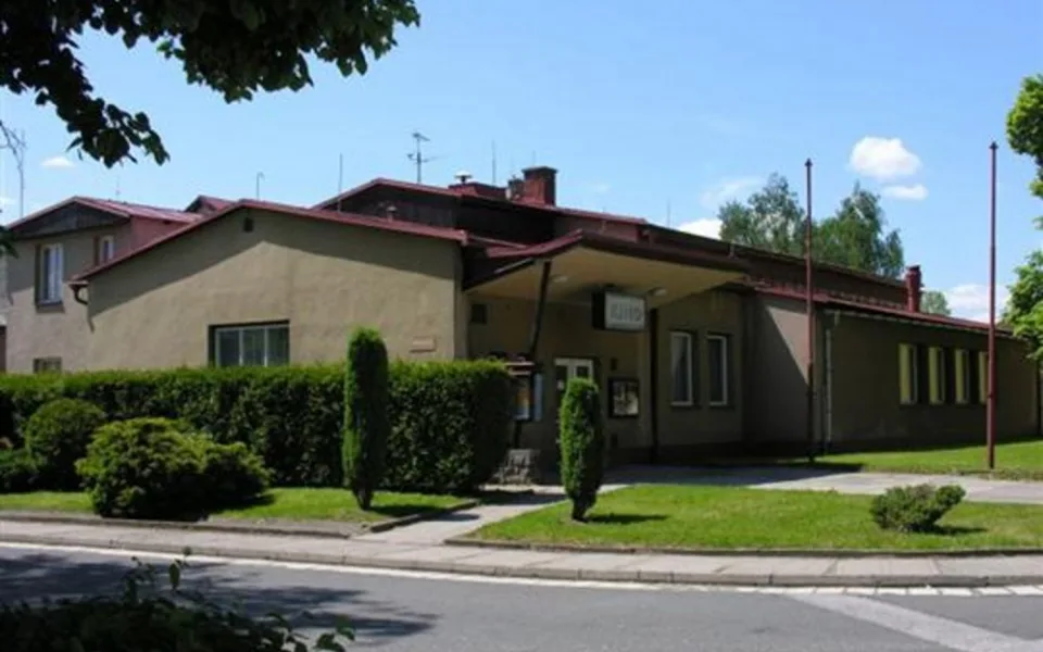 Kino v Lomnici.