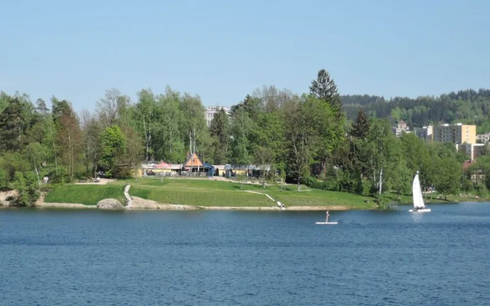 Jablonecká přehrada.
