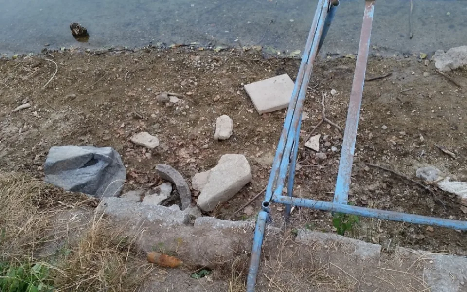 Nalezený dělostřelecký granát