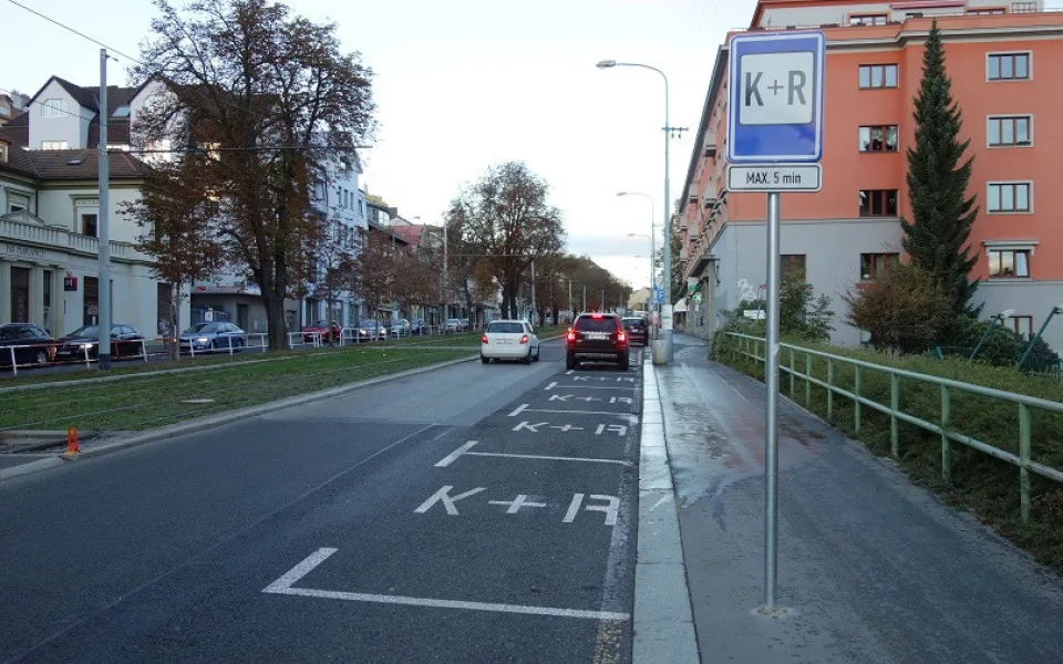 Jak funguje parkoviště K + R?