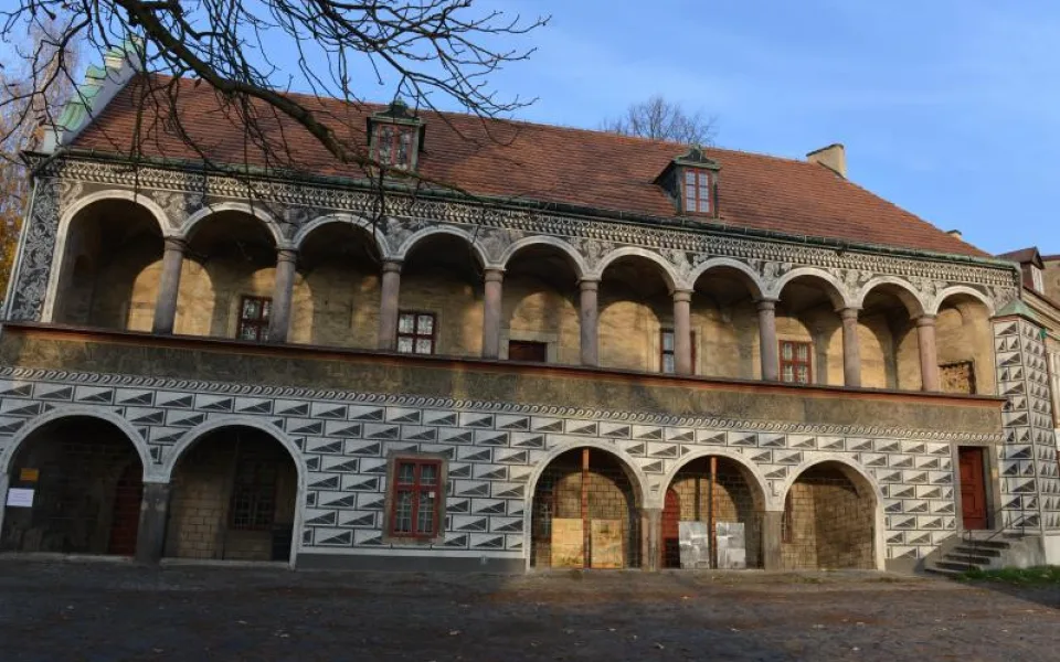 Červený dům je významnou památkou na Českolipsku