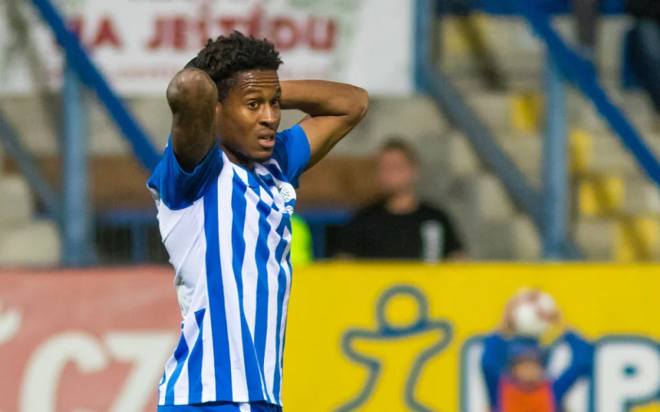 Rolando Aarons