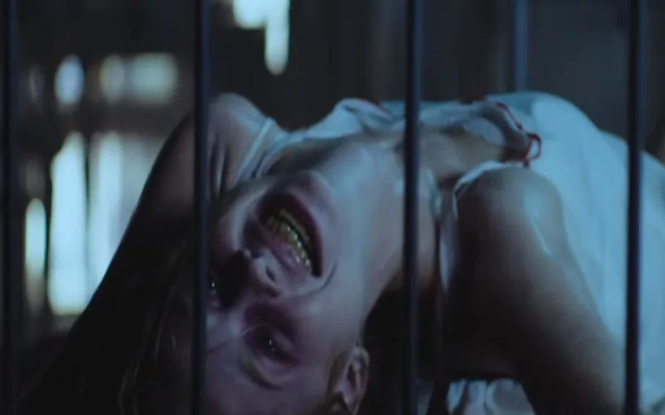 Ve spárech ďábla