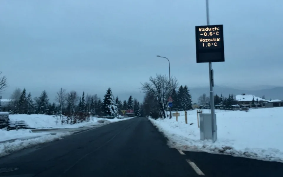 Meteohlásek je po městě třináct.