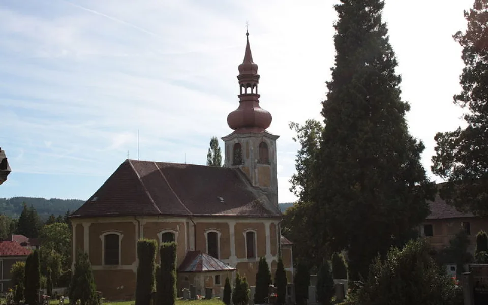 kostel v Jindřichovicích pod Smrkem