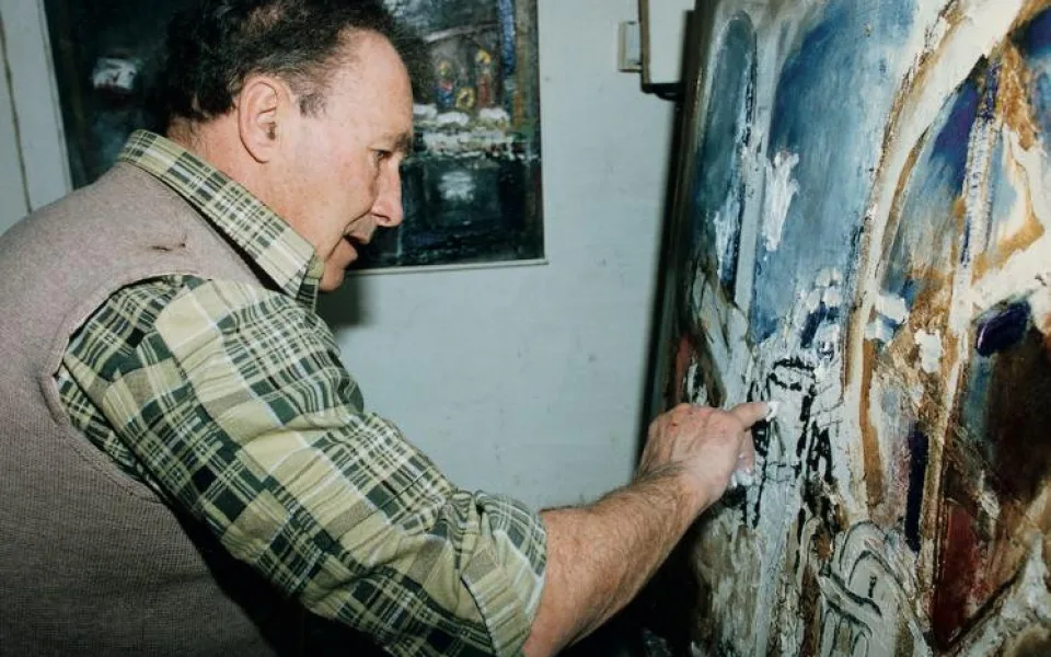 Josef Jíra při práci.