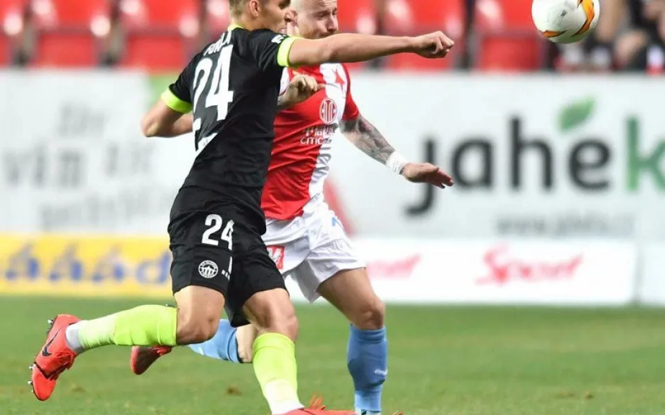 Milan Fukala v souboji se Stochem.