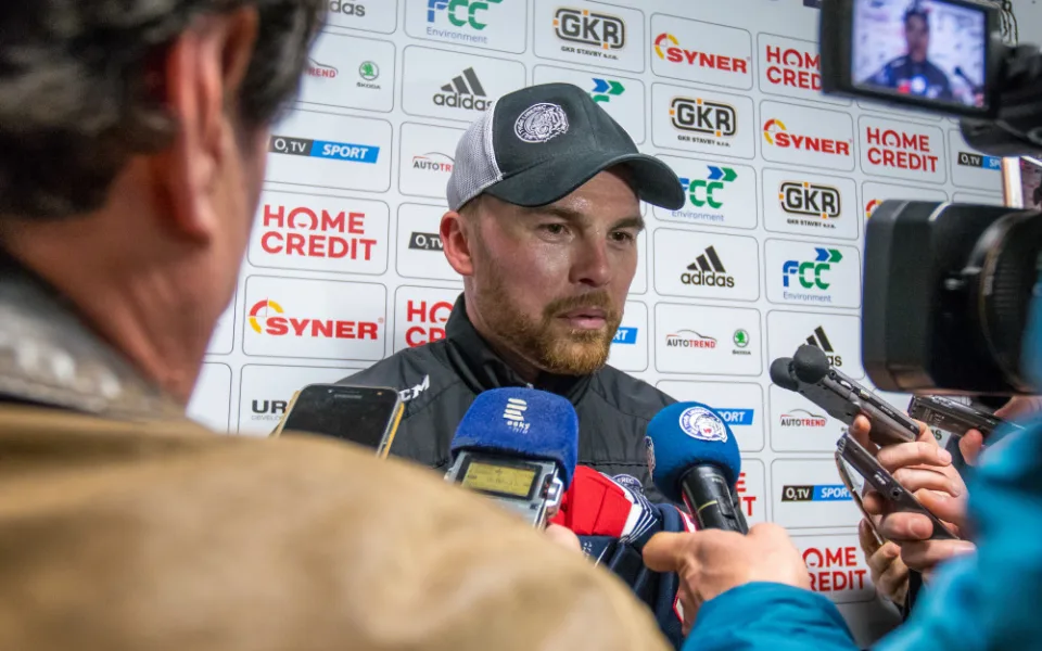 Filip Pešán při dnešním setkání s novináři.
