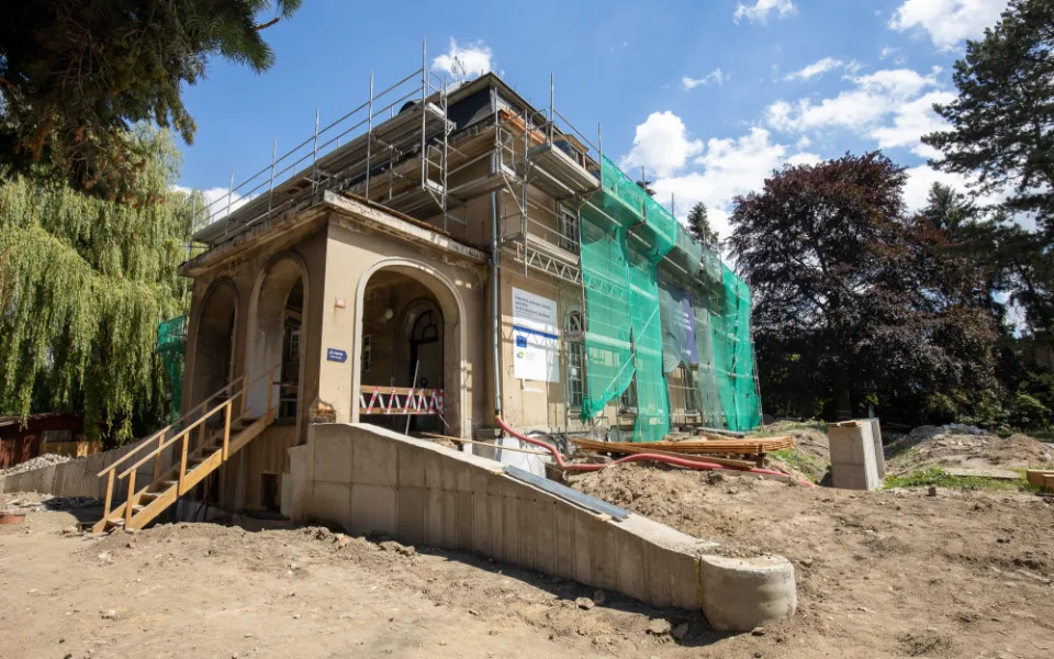 Schubertova vila v Hrádku nad Nisou prochází kompletní rekonstrukcí.