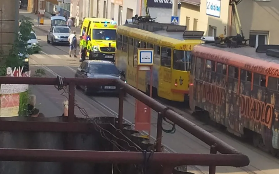 Nehoda v Hanychovské ulici.