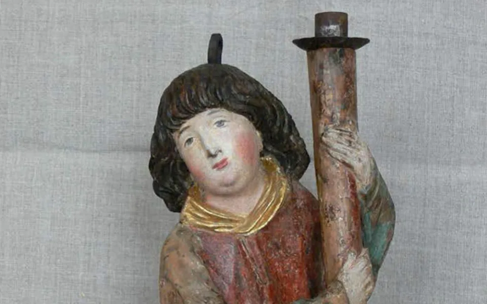 Zrestaurovaný svícen