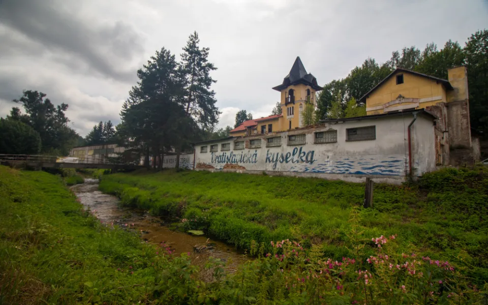 Vratislavická kyselka.