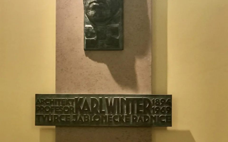 Pamětní deska Karla Wintera.