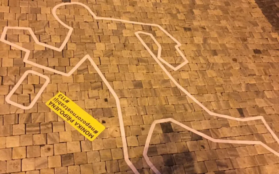 Takové obrysy můžete najít nyní po Liberci.