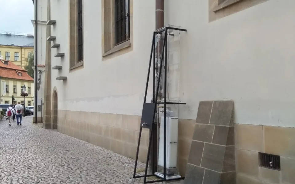 Pítko a Betlémská kaple.