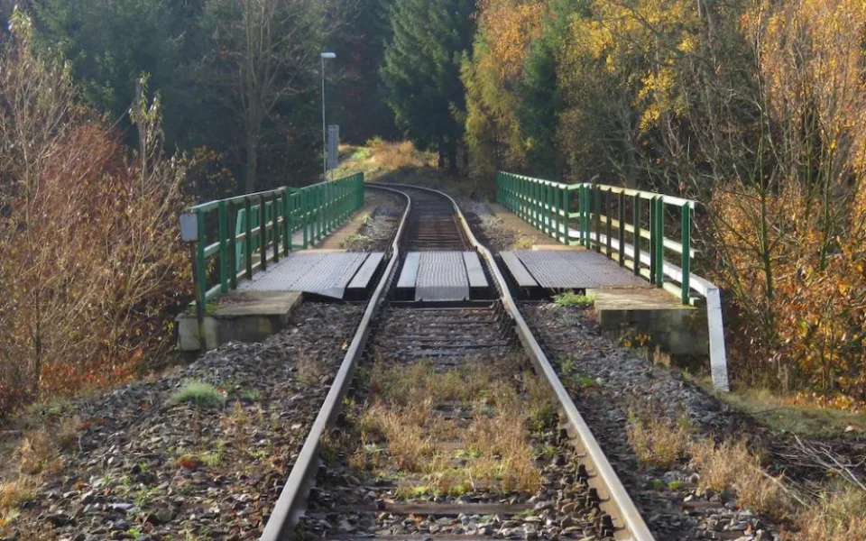 Viadukt se pohnul.