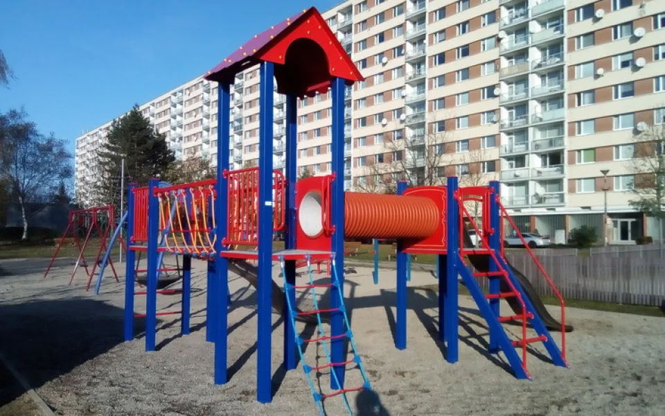 Jedno z opravených hřišť v Liberci.