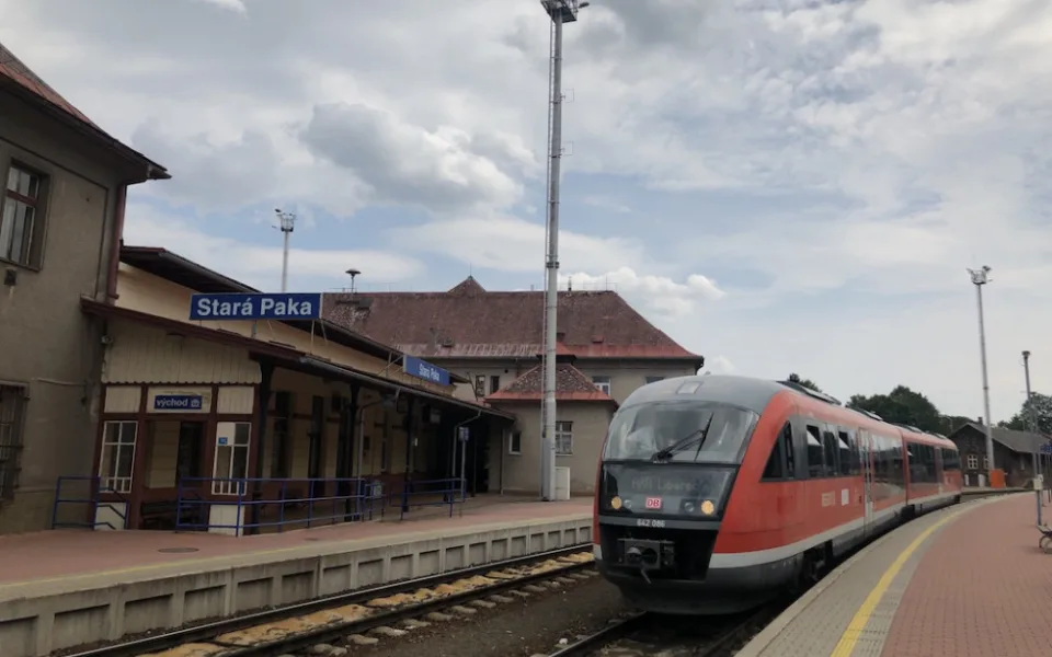 ARRIVA vlaky - Desiro - Stará Paka (kopie)