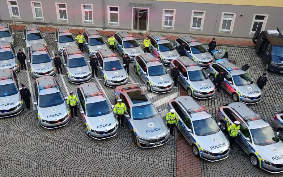 Policisté obměnují vozový park.