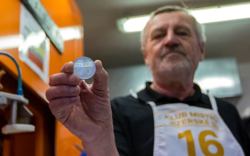 Limitovaná edice medailí pro Jizerskou 50.