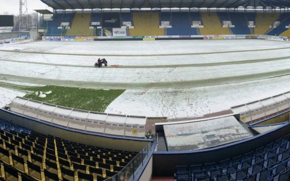 Hřiště v Teplicích není způsobilé.