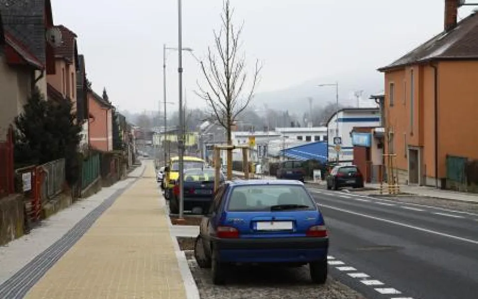 Parkování v protisměru. Zbytečný přestupek, který vás může vyjít draho