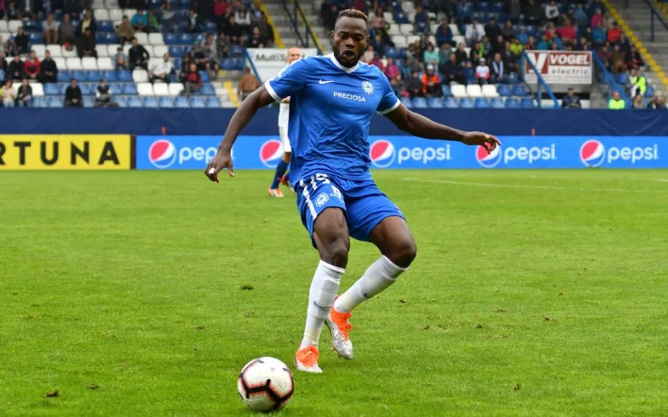 Elvis Mashike