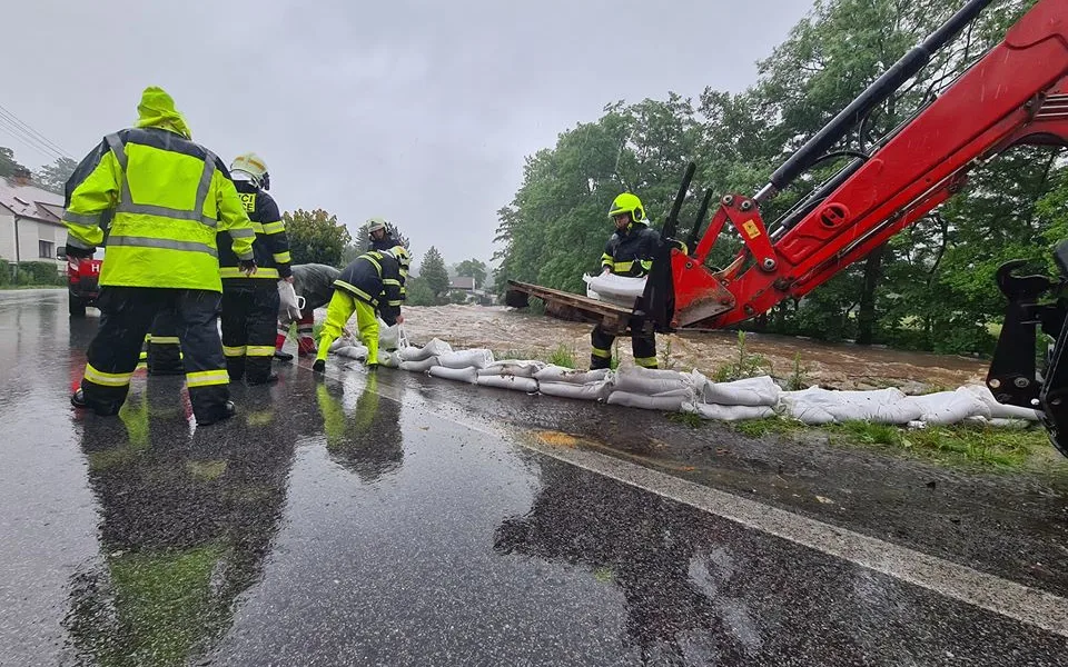 Pršet bude dál, v Jizerkách se čekají extrémní srážky