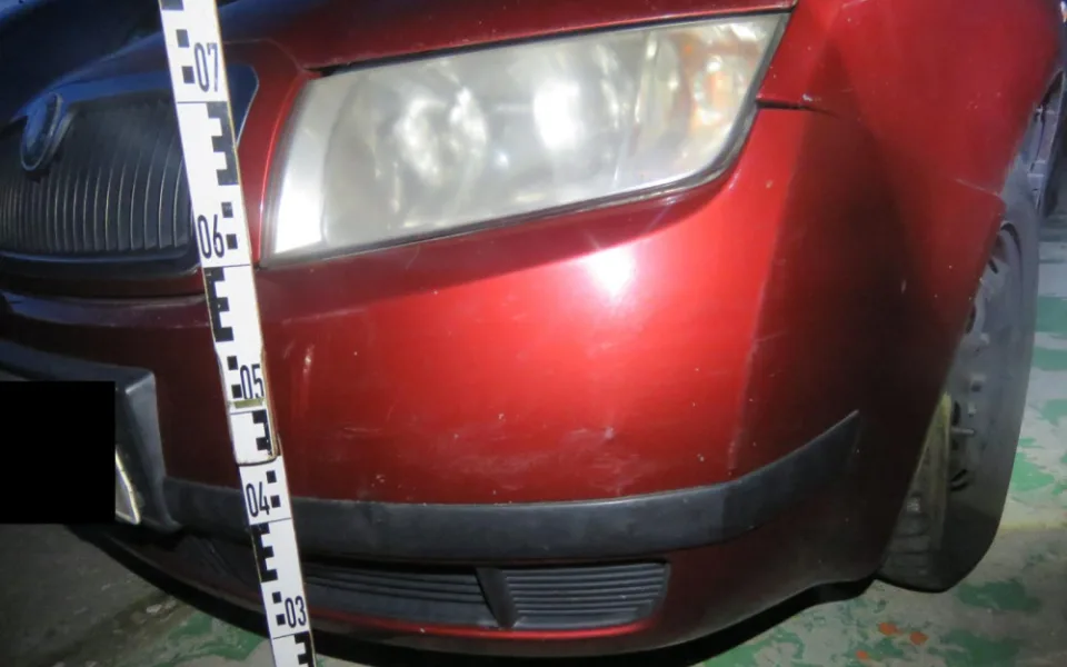 Při couvání naboural auto a z místa ujel. Policisté řidiči naměřili 3 promile