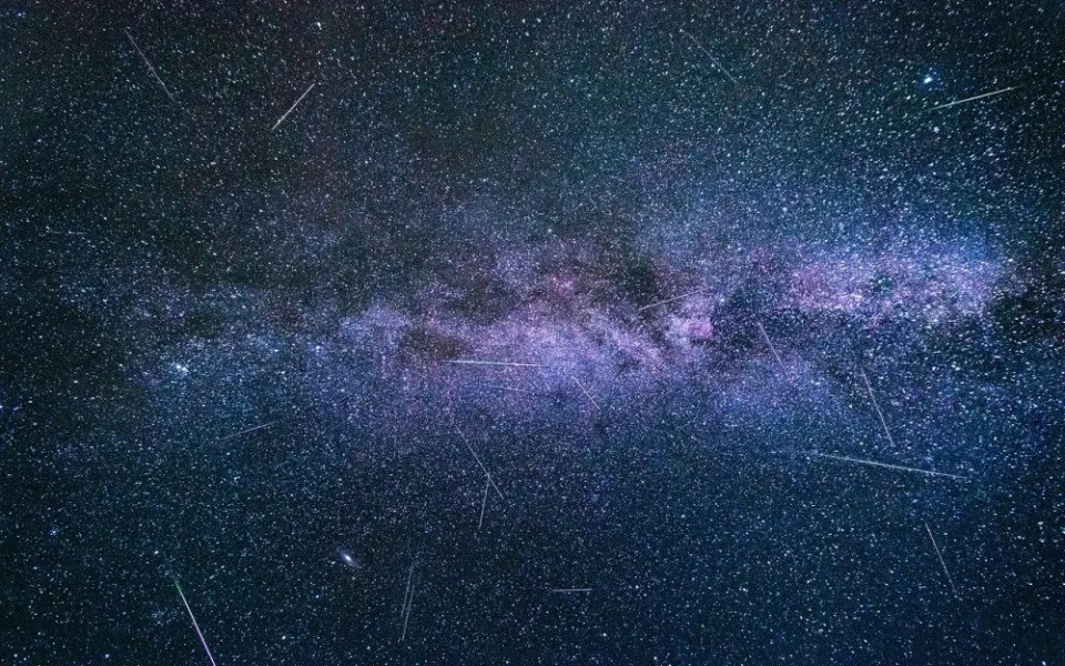Připravte foťáky a v noci vyrazte na Perseidy. Čeká nás vrchol nebeské podívané