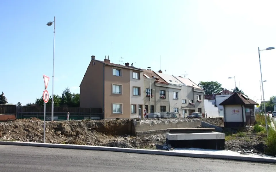Stavební práce u viaduktu i v Nádražní ulici se v Turnově chýlí ke konci