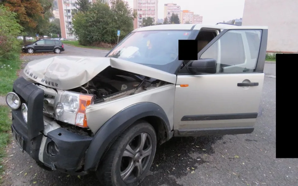 V opilosti se nevěnoval řízení a naboural zezadu do auta. Škoda se vyšplhala na 160 tisíc korun