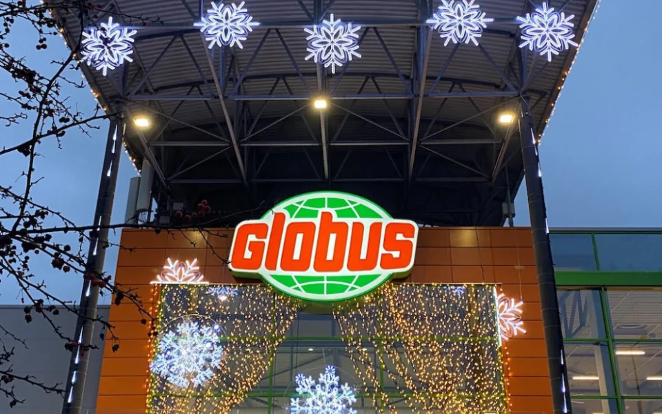 Globus stále pomáhá i v době pandemie