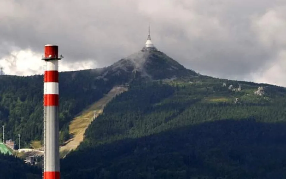 Po zlevnění tepla přichází liberecká teplárna s další dobrou zprávou. Teď je na řadě levnější teplá voda