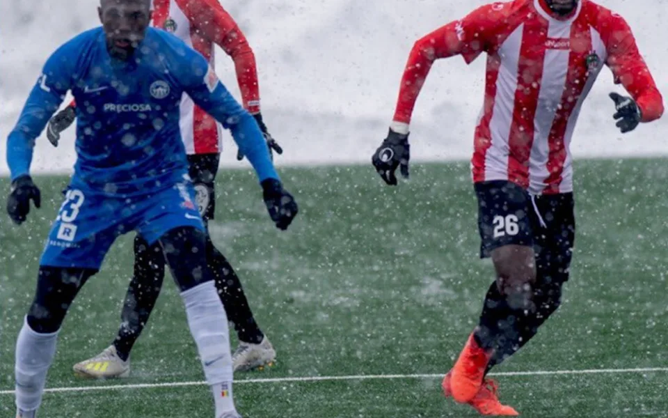 Slovan zlomil Žižkov až v prodloužení. Na zasněžené umělce v Doubí rozhodl Koscelník