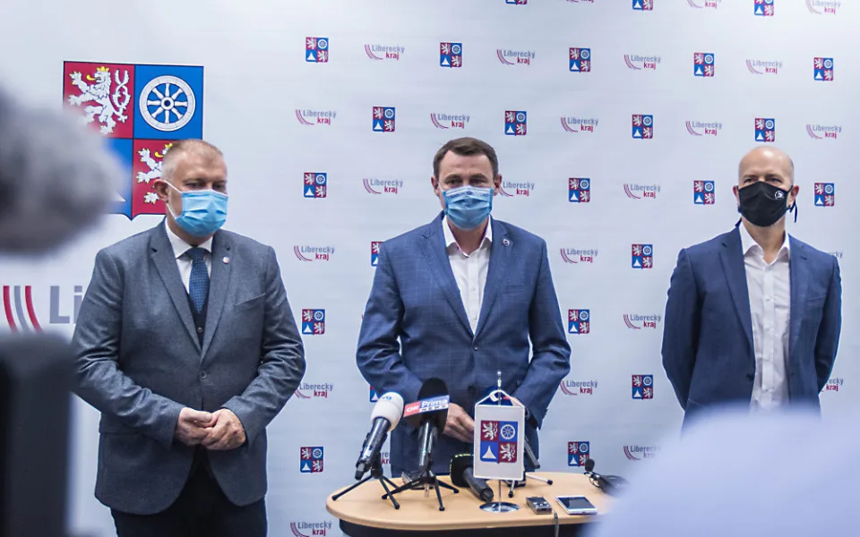 Liberecký hejtman zatím neví, zda bude žádat o nouzový stav