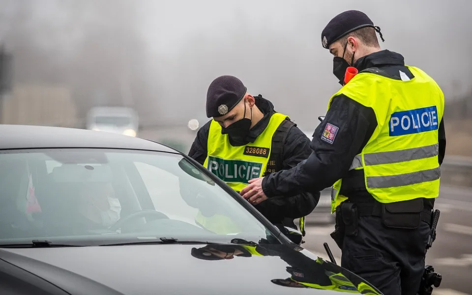 Policie v Libereckém kraji provedla za týden 40 tisíc kontrol. Vrátila čtyři stovky lidí