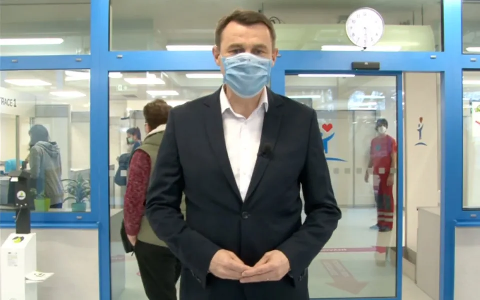 Vakcínami bez registrace očkovat nebudeme, reaguje hejtman na slova prezidenta