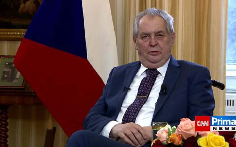Zeman popírající sám sebe
