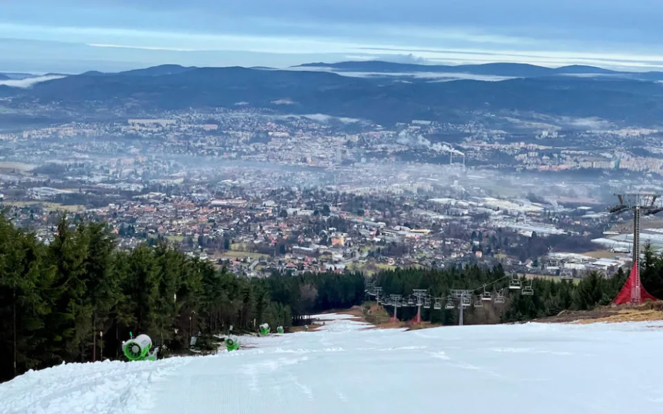 Ve skiareálu na Ještědu se nebude dělat osvětlení na nové sjezdovce
