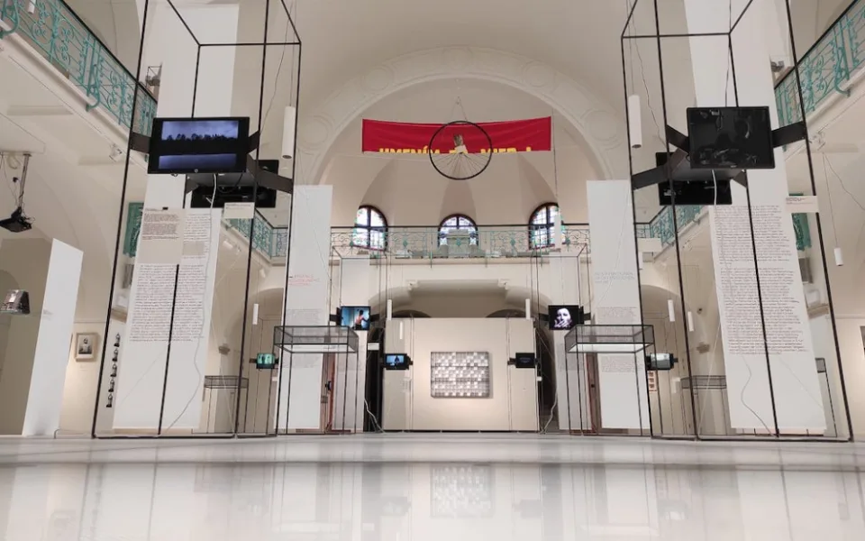 Tady je pořád na co koukat, zní z galerie. Představila novou komunikační strategii