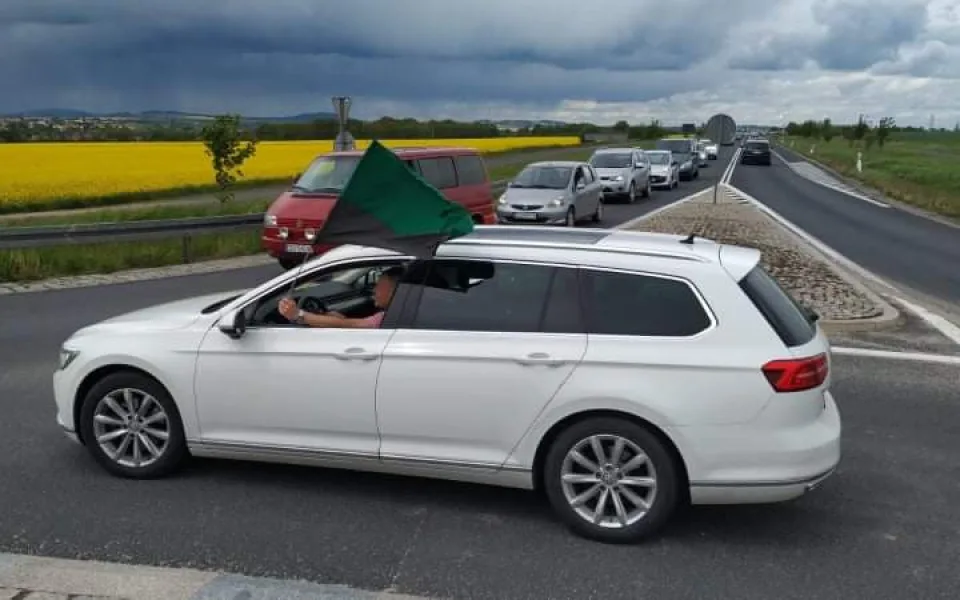 Poláci kvůli Turówu zablokovali přechod v Hrádku. Česko s Polskem o pokračování těžby jedná