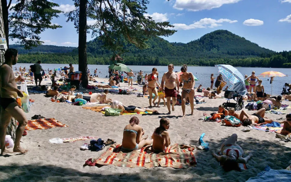 Hamerské jezero opět patří mezi vodní plochy vhodné pro koupání