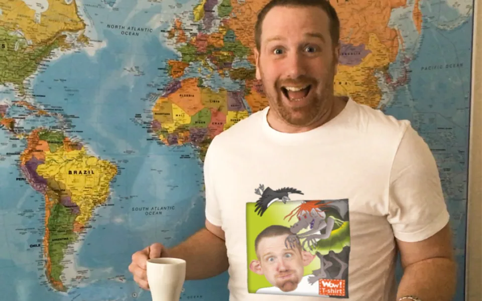Češi mohou být hrdí na tolik věcí, říká Steve Watts. Angličan žijící v Liberci má na Youtube dvanáct milionů sledujících