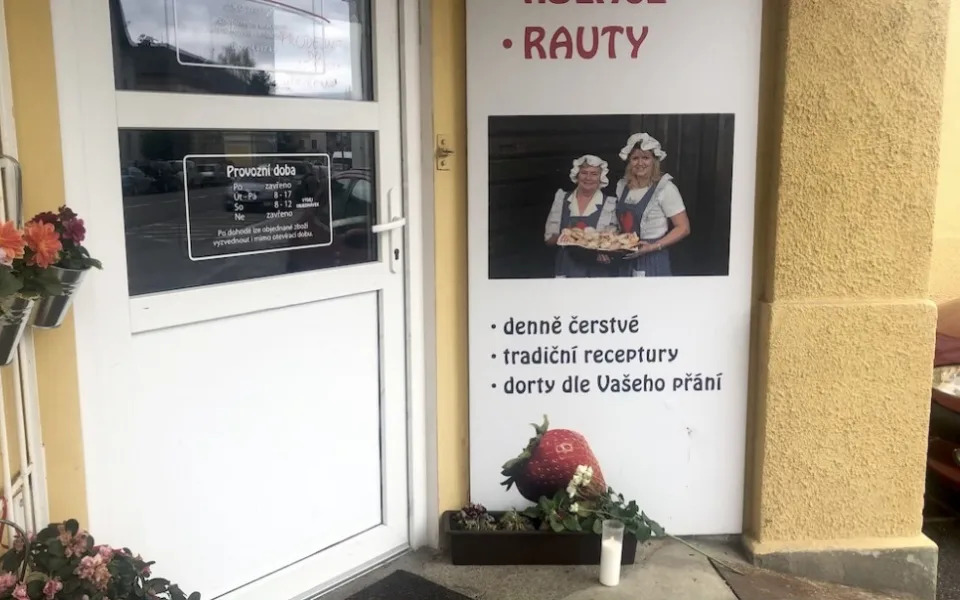 Policie odložila případ smrti známé pekařky. Zastřelil ji bývalý manžel, pak zbraň obrátil proti sobě