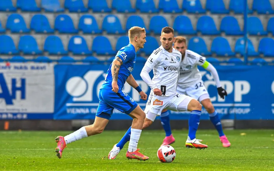 Výhra a čisté konto navíc. Slovan U Nisy přemohl Sigmu 2:0