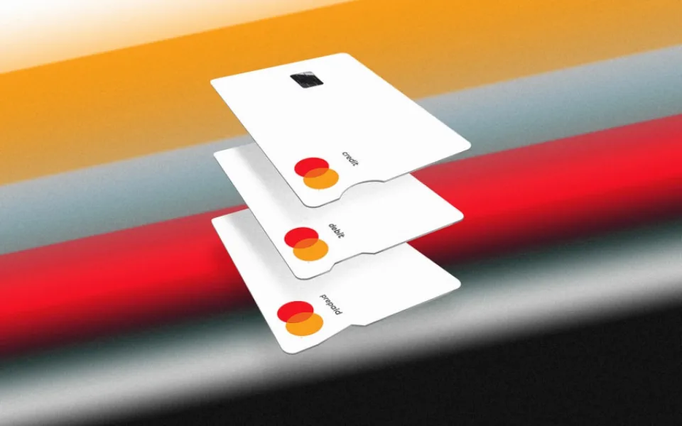 Mastercard představuje kartu uzpůsobenou pro osoby s postižením zraku.