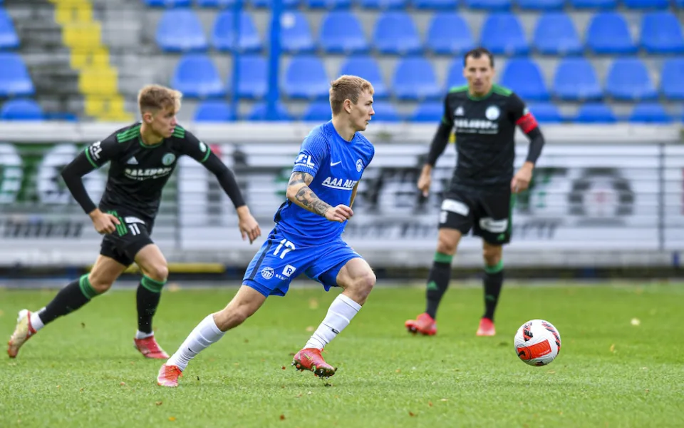 Třetí výhra v řadě. Slovan gólem Tupty v závěru porazil Bohemians 2:1