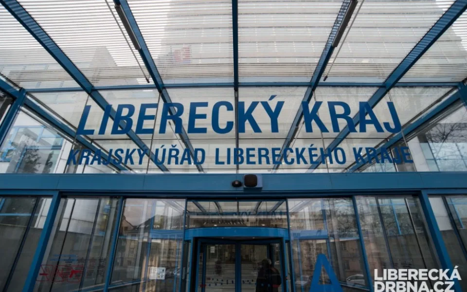 Kraj dá do silnic a dalších investic přes půl miliardy. Peníze půjdou třeba na revitalizaci dolního centra Liberce